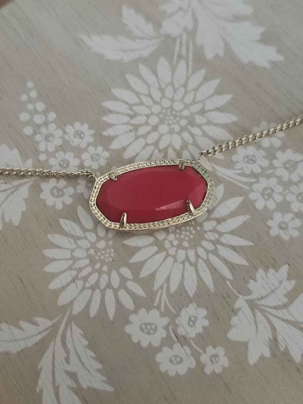 Kendra Scott Red Dylan Gold Pendant Necklace